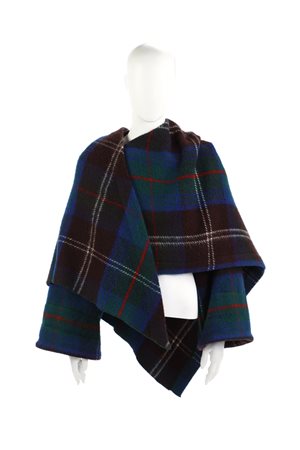 ALAIA AZZEDINE - Rara cappa in lana fantasia scozzese sui toni del verde e blu. Taglia 38.