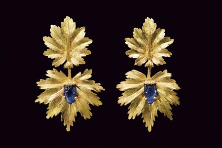 MARIO BUCCELLATI orecchini doppia foglia con zaffiri intagliati