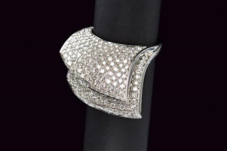 Anello a doppio pavé sovrapposto in oro bianco