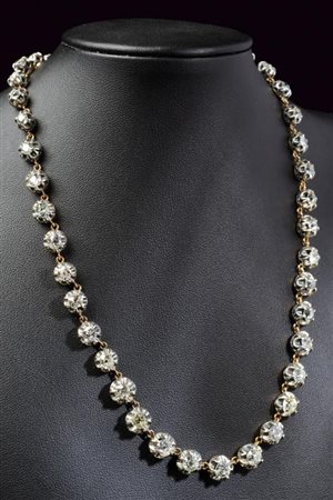 Bellissima collana rivière di diamanti in oro ed argento