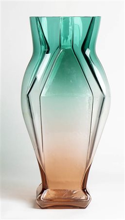 TONI ZUCCHERI (1937-2008)<br>Vaso, 1980

