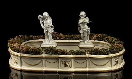 RICHARD GINORI - PITTORI DI DOCCIA <br>Centrotavola, 1890/1910