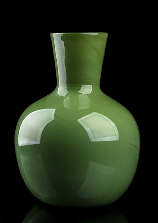 VENINI<br>Vaso verde di formato piccolo