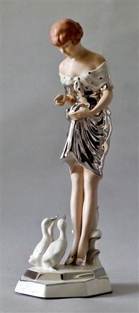ROYAL DUX - KWASNITSCHKA<br>Donna con oche, 1930