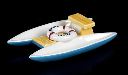 MARMACA<br>Posacenere a guisa di pattino