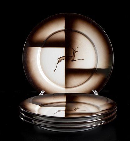 GALVANI - PORDENONE<br>Quattro piattini all'aerografo con decoro di daini