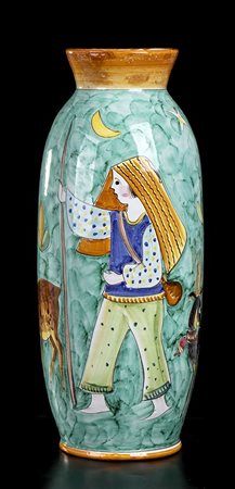 LA VIETRESE <br>Vaso verde con decoro di fanciullo e caprone