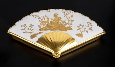 FINZI - LIMOGES <br>Scatola bianca e dorata a forma di ventaglio 