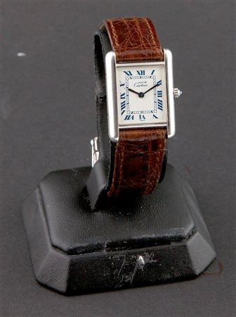 CARTIER Modello "Tank Must de Cartier", anni '90 28x20 Cassa in argento 925...