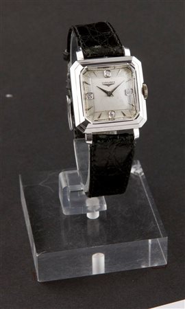 LONGINES Solo tempo, anni '40 28x28 Cassa a gradini di forma, in oro bianco...
