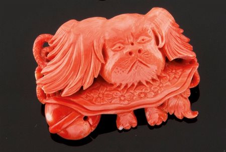 CIONDOLO Ciondolo in corallo giapponese raffigurante un cane Rotture