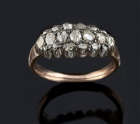 ANELLO Antico anello in argento e oro basso, Inghilterra XVIII secolo,...