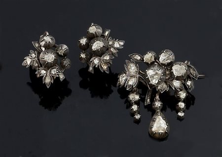 DEMI-PARURE Demi- parure in argento e oro giallo, Inghilterra XVIII secolo,...