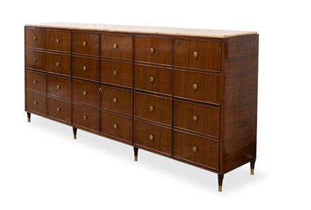 MOBILE Grande mobile con fronte spartito a ventiquattro pannelli. Sei vani a...