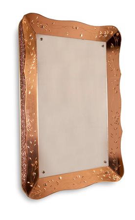 SPECCHIERA Specchio con cornice in vetro rosa inciso e specchiato e telaio...