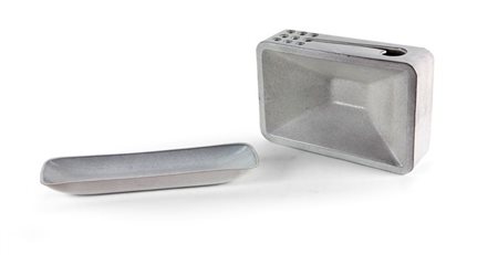 TASCA ALESSIO Lotto di due ceramiche smaltate opache composto da: un vaso...