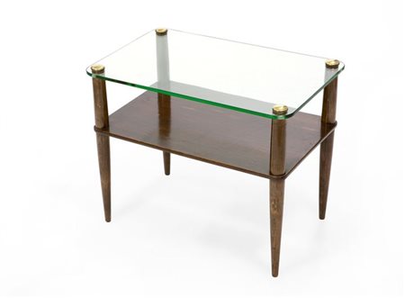 TAVOLINO Tavolino a due ripiani con struttura in legno di noce ed un piano in...