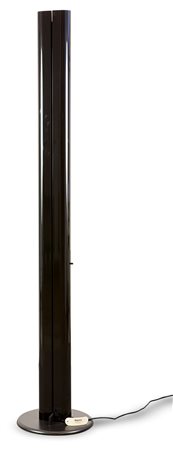 FRATTINI GIANFRANCO Megaron Due lampade a piantana in profilato di alluminio....