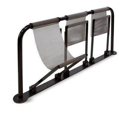 PANCA Elemento di arredo urbano costituto da tre sedute apribili su entrambi...