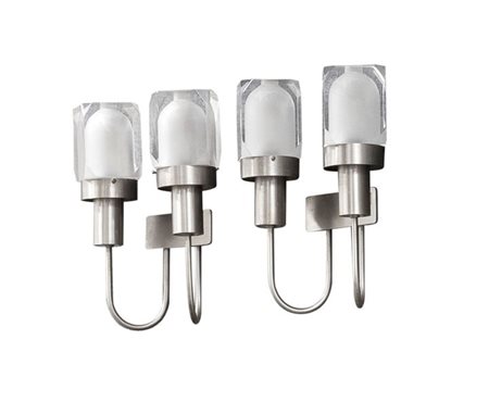 APPLIQUES Quattro appliques a due luci in ottone nichelato opaco e diffusori...