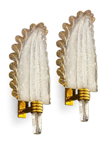 VENINI Coppia di appliques a foglia con parte centrale in vetro pulegoso e...