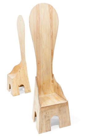 CEROLI MARIO Mobili nella valle Coppia di sedie in legno di larice grezzo....