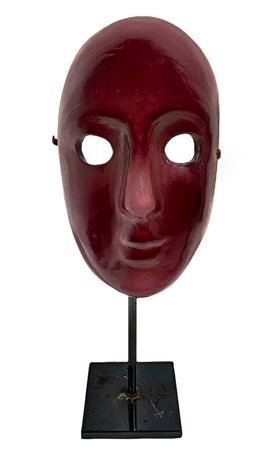 Venini, Maschera veneziana in vetro di Murano bordeaux, anni &lsquo;80....