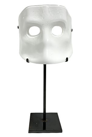 Venini, Maschera veneziana bianca, anni &rsquo;80. Firmata Venini, Italia 83....