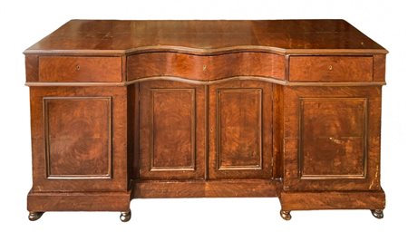 Credenza bassa in legno di mogano del XIX secolo a due corpi, due sportelli...