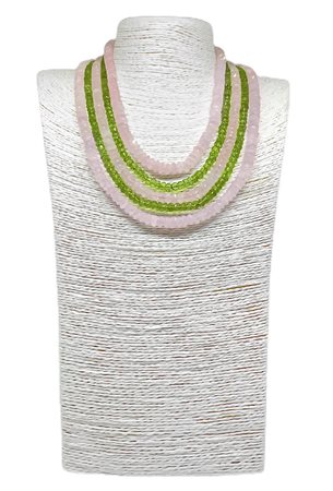 Collana cinque fili. 3 fili in quarzo rosa rondella sfaccettata più 2 fili...