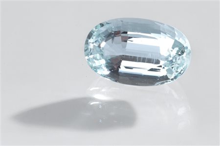 ACQUAMARINA CT 14,54 di forma ovale, taglio composito, mm 20,48x12,70x9,27