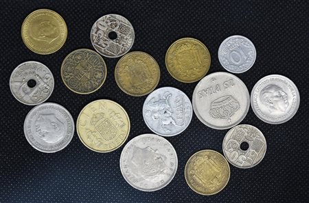 LOTTO DI MONETE composto da 15 monete spagnole: - 10 centimos 1959 - 10...