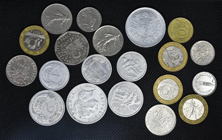LOTTO DI MONETE composto da 20 monete francesi: - 5 cent 1962 - 10 cent 1997...