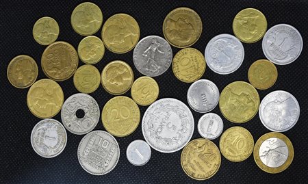 LOTTO DI MONETE composto da 30 monete francesi: - 1 cent 1962 - 1 cent 1964 -...