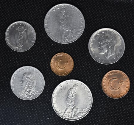 LOTTO DI MONETE composto da 7 monete turche: - 5 kurus 1968 - 10 kurus 1968 -...