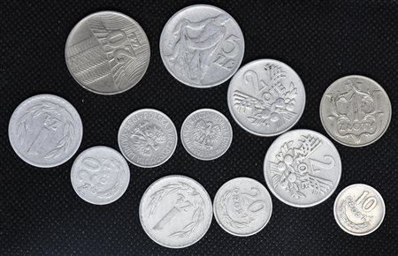 LOTTO DI MONETE composto da 12 monete polacche: - 10 groszy 1965 - 10 groszy...