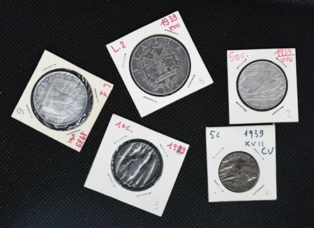 LOTTO DI 5 MONETE REGNO D'ITALIA - 5 centesimi 1939 - 10 centesimi 1929 - 50...