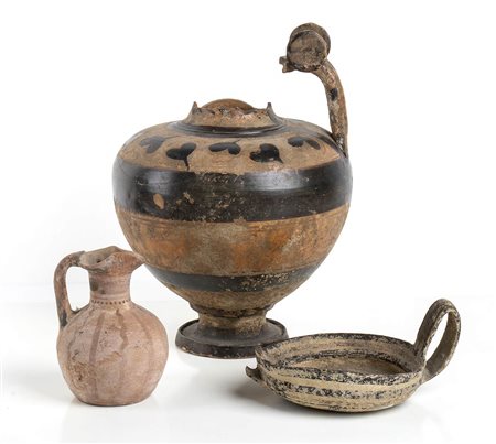 <br>GRUPPO DI TRE VASI MAGNOGRECI<br>VII - IV secolo a.C.