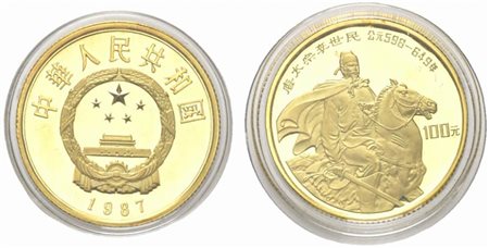 <br>CINA. 100 Yuan 1987 Proof. Au 0.917 (11,3 g). D/emblema nazionale, data in basso. R/l'Imperatore Li Shih a cavallo. KM#176