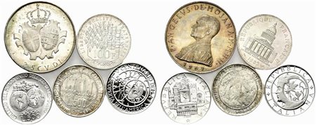 <br>Lotto di 5 monete in argento (san Marino 500 lire 1977, Repubblica Italiana 500 lire 1985 e 1990, Francia 100 franchi 1982, SMOM 2 scudi 1967). FDC