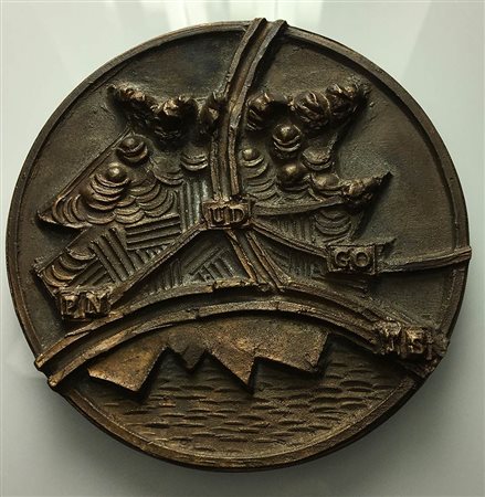 <br>FRIULI VENEZIA GIULIA. Consiglio regionale. Medaglia fermacarte. AE (930 g - 123 mm).