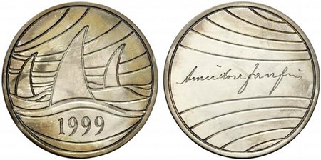 <br>AMINTORE FANFANI. Medaglia 1999 nominativa con cofanetto siglato A.F. metallo argentato (26,43 g - 46,6 mm).