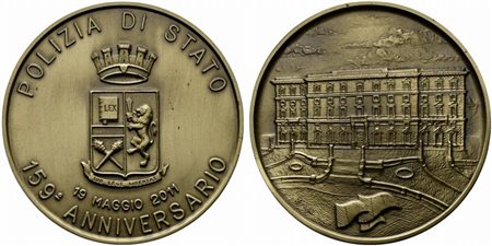<br>POLIZIA DI STATO. Medaglia 159° anniversario 19 maggio 2011. R/palazzo del Viminale. Opus Magni. AE (102 g - 60,5 mm). Con scatola.