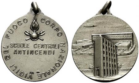 <br>VIGILI DEL FUOCO. Medaglia Corpo Nazionale Vigili del Fuoco. Scuole Centrali Antincendi. Ag (17,54 g - 32,4 mm)