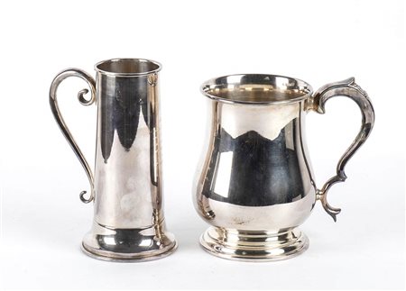 <br>Due tankard in argento 800/1000 - Italia, XX secolo