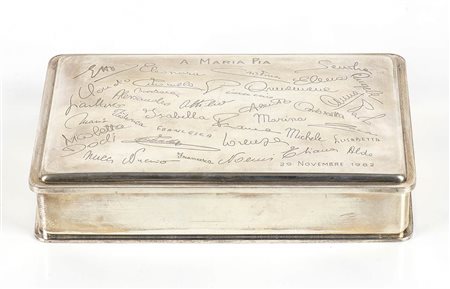 <br>Scatola in argento 800/1000 con dedica a Maria Pia Fanfani - Italia XX secolo