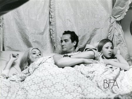 Secchiaroli/Spinelli/Cioni/Lentini Vittorio Gassman, Sharon Tate and Ottavia Piccolo.