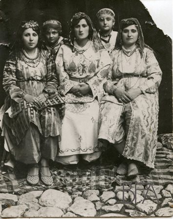 Portrait of Armenian women covered of jewels.
