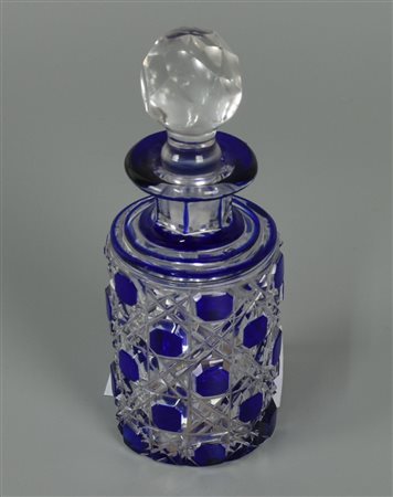 BOTTIGLIA DA PROFUMO in cristallo di Boemia bianco e blu h 13 cm
