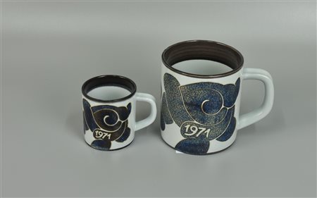 COPPIA DI BOCCALI ROYAL COPENHAGEN edizione 1971 h 7,5 cm e 11 cm